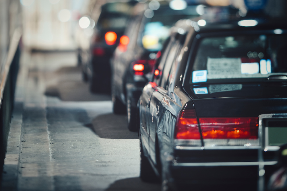 タクシー運転手の月収目安